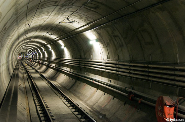 Tunnel